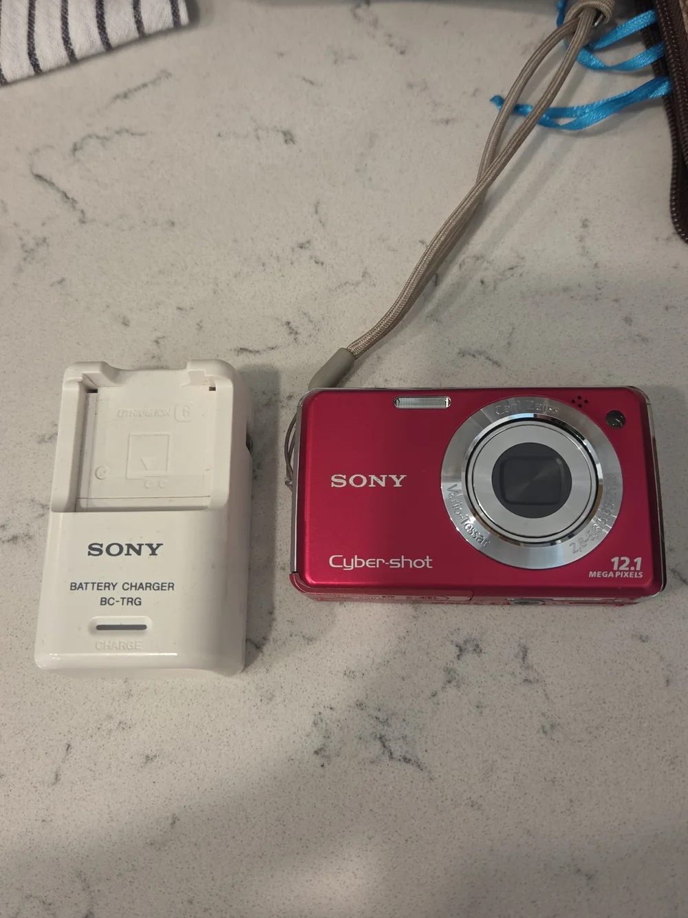 Sony Cyber-shot DSC-W230 RED 12.1MP Digital Camera - Y2K Digicam Bundle